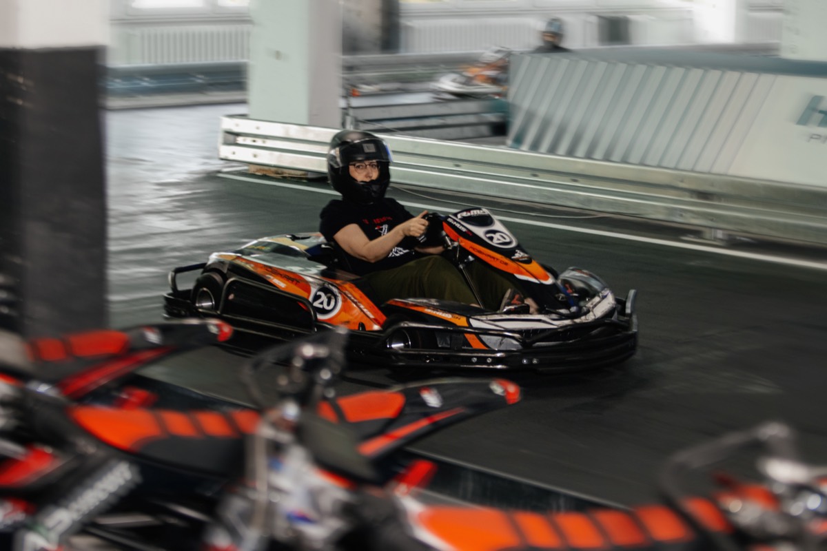 Berlin race — frame 0810