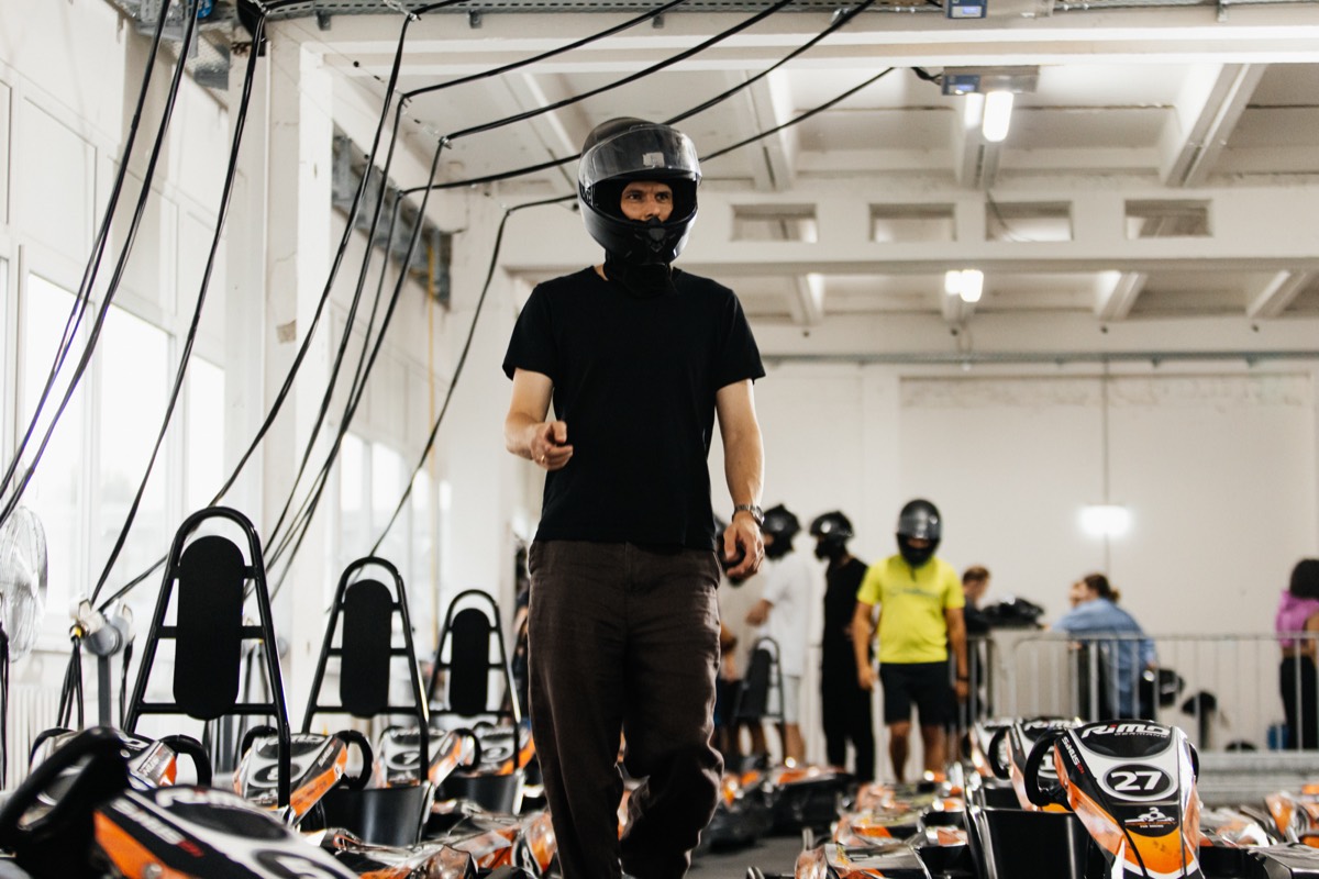 Berlin race — frame 0949