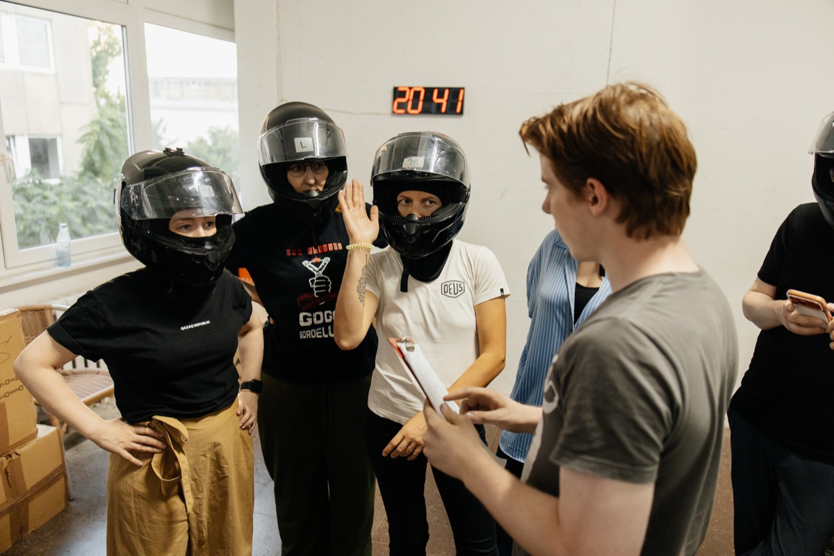 Berlin race — frame 1305