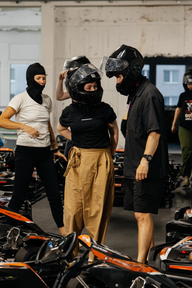Berlin race — frame 1709